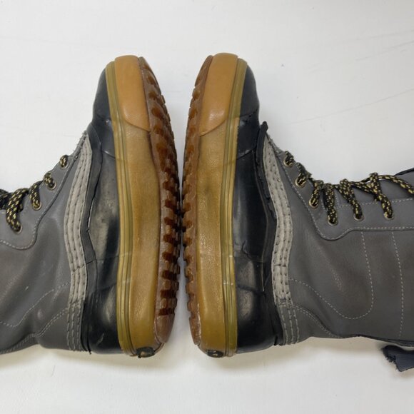 Vans Standard Snow Boots Pat Moore Black / Gray Men’s Sz 6 Snowboard Read* - Picture 9 of 15
